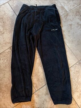Vintage Sean John black velour pants with zip bottom size XL